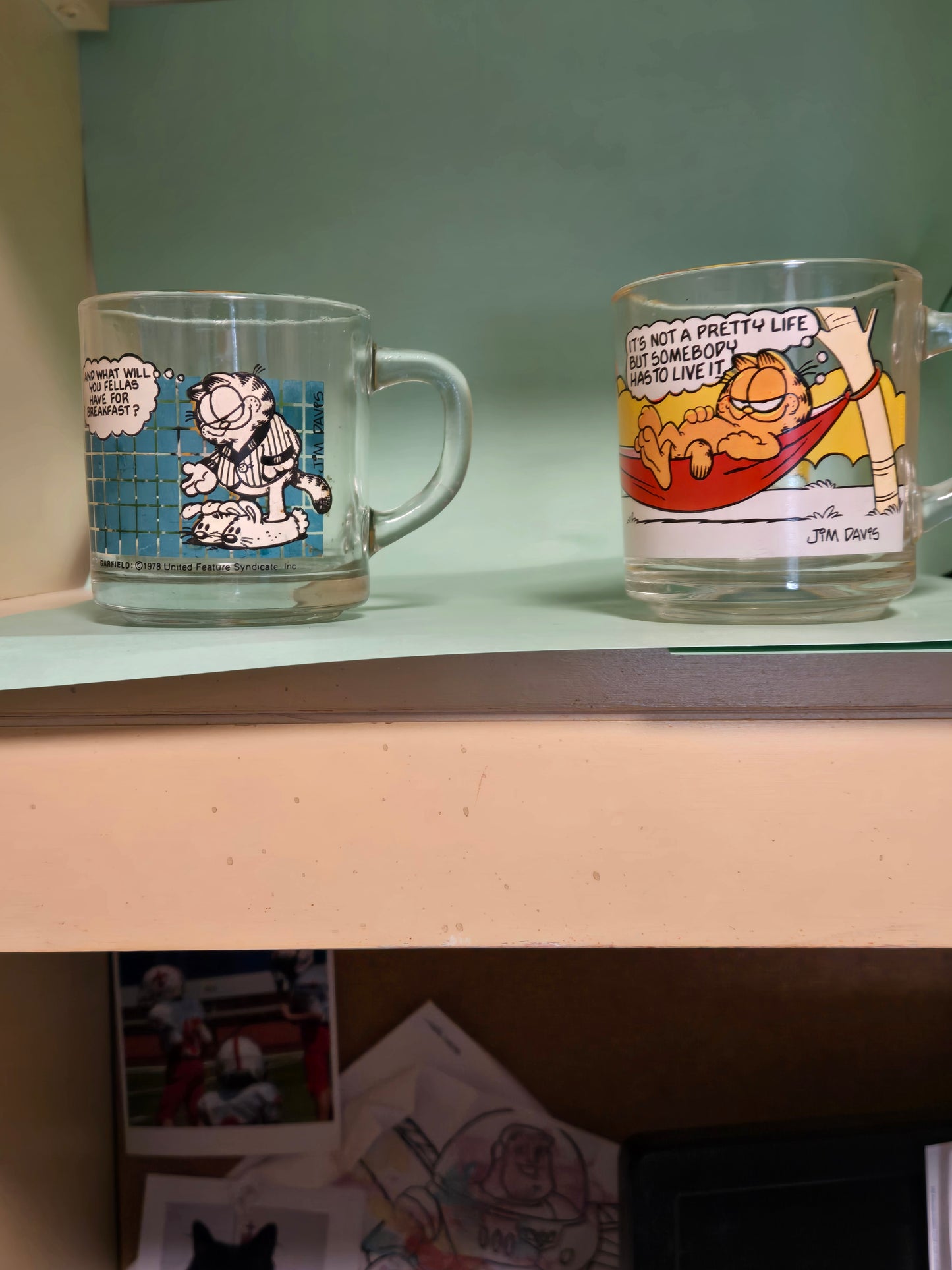 5 McDonald Garfield mugs.