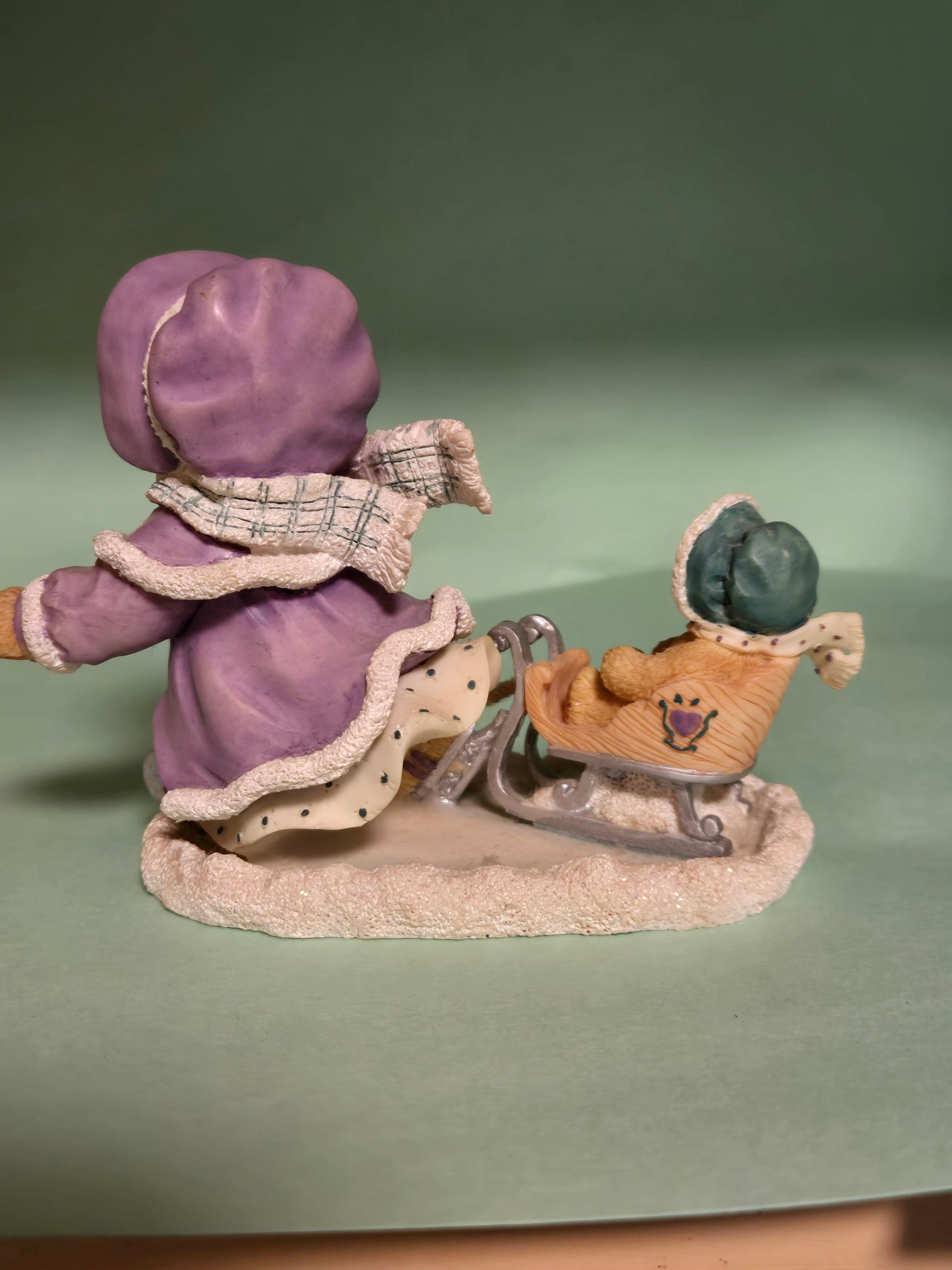 Cherished Teddies - Gretchen Winter Brings a Season of Joy