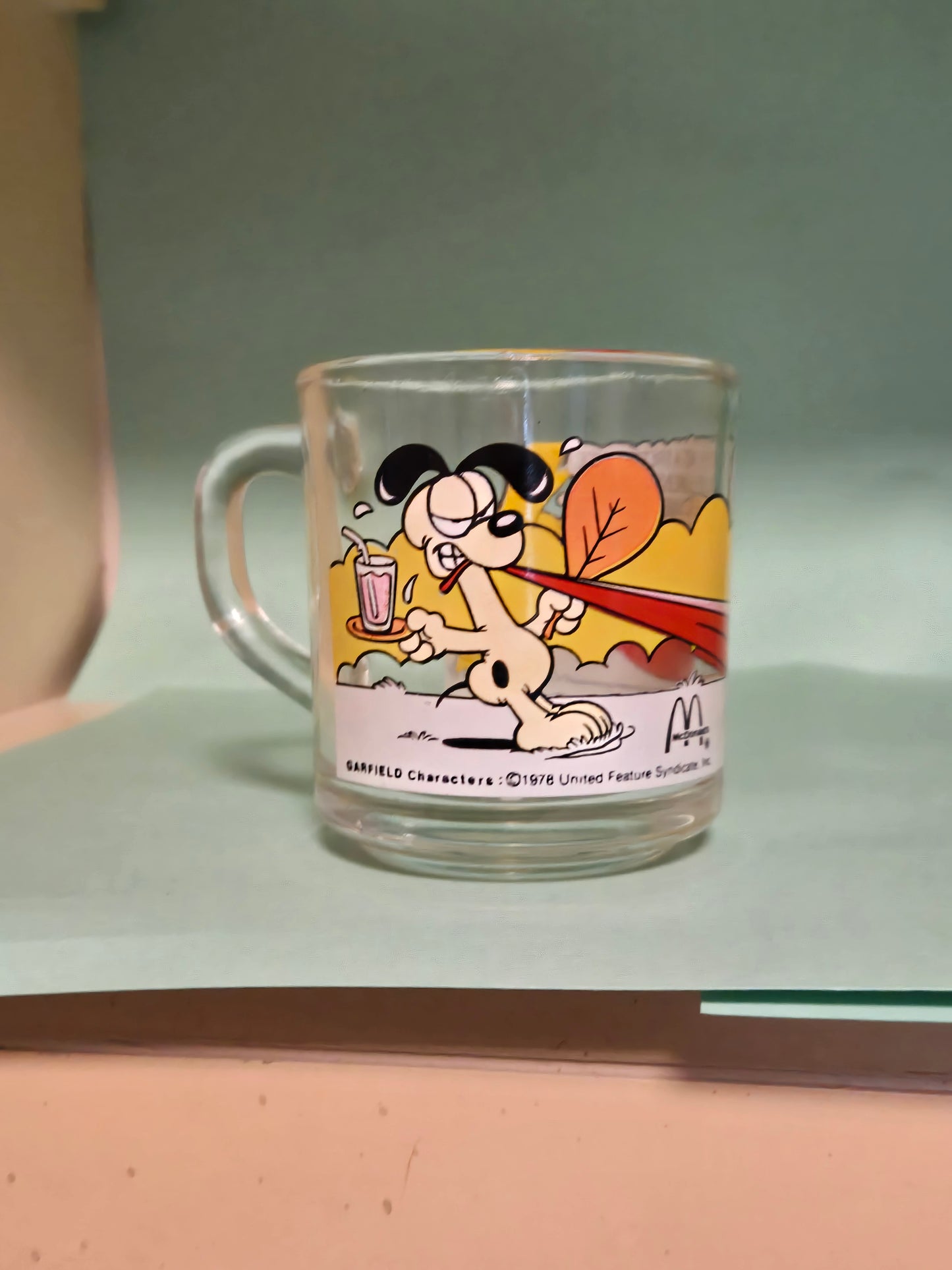 5 McDonald Garfield mugs.